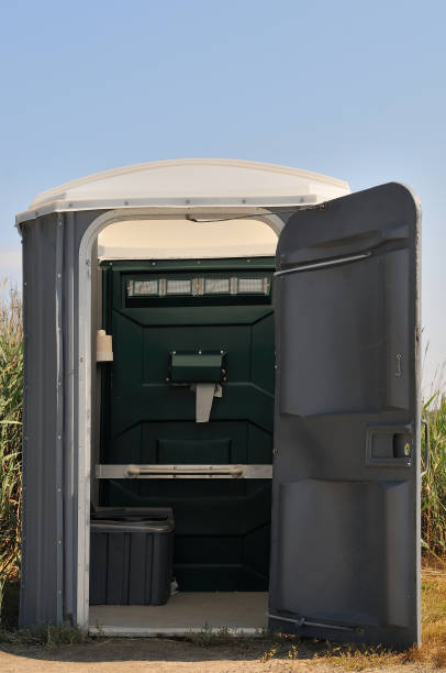 Best Luxury portable toilet rental  in Fitzgerald, GA